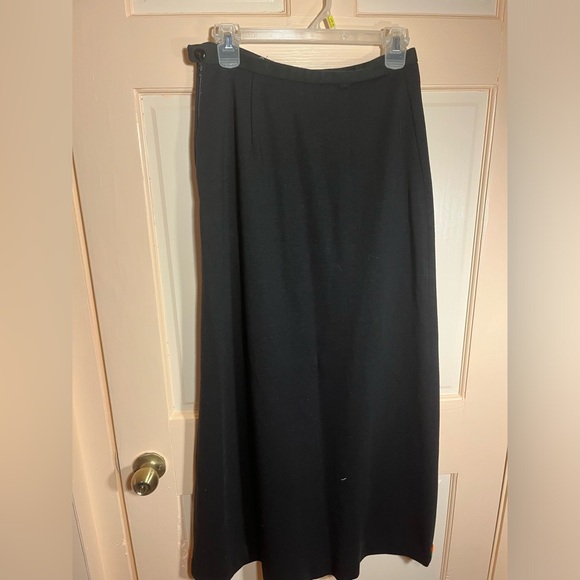 Vintage full-length skirt with dayglo outlined side slit - Picture 5 of 5